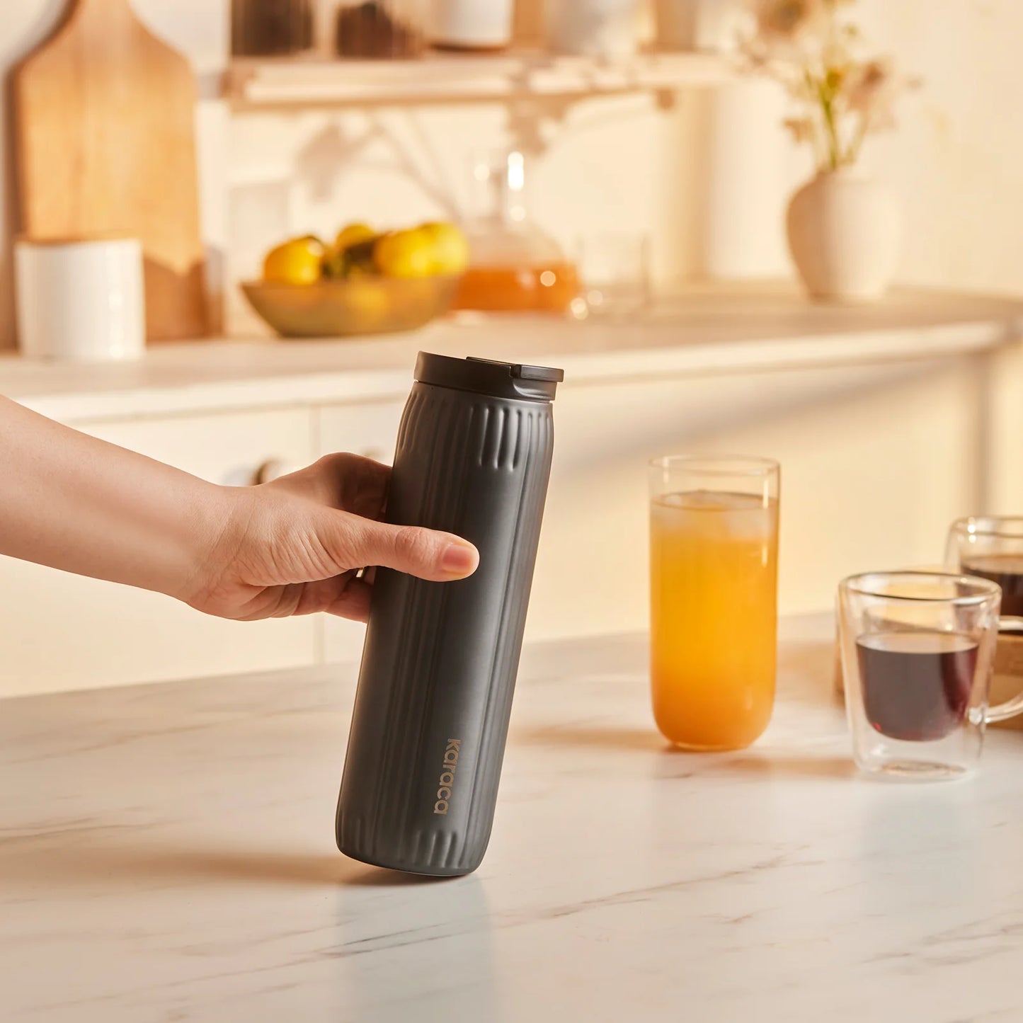 Karaca Rimo Auslaufsicherer Edelstahl-Thermos 600 ml, Anthrazit