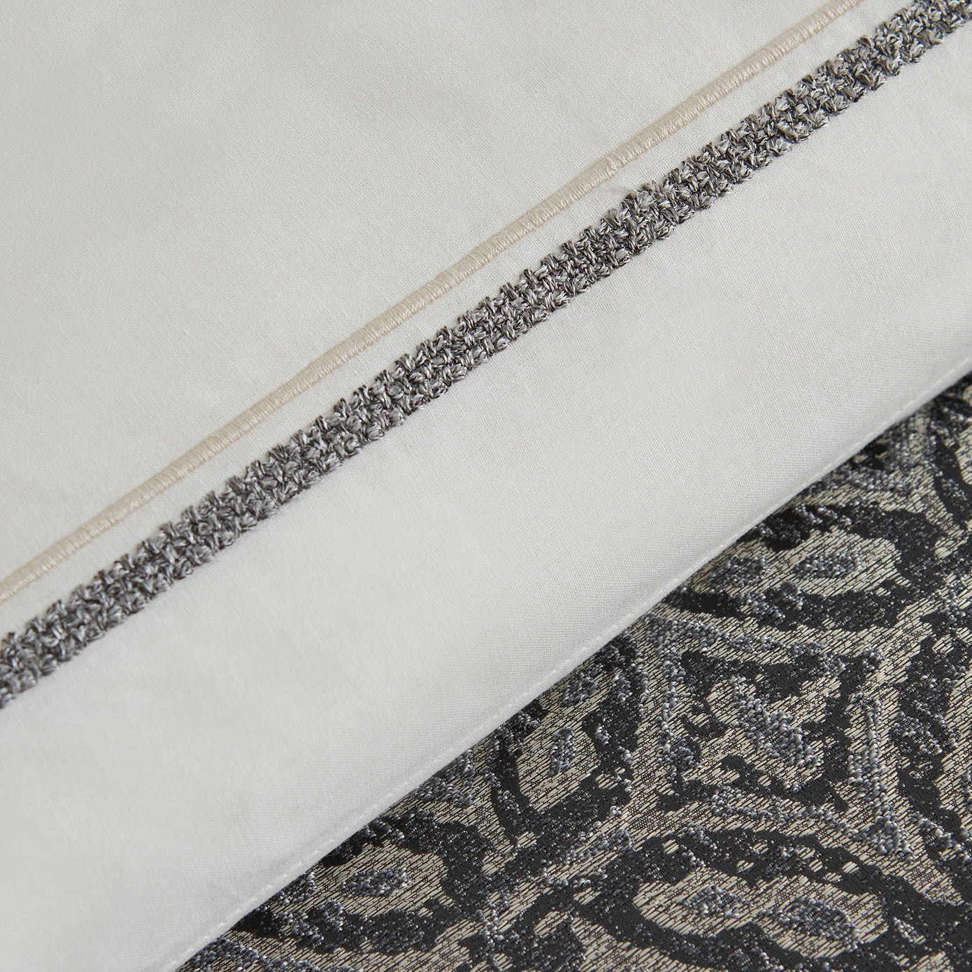 Karaca Home Marsha 8-teiliges Hochzeitsset Grau
