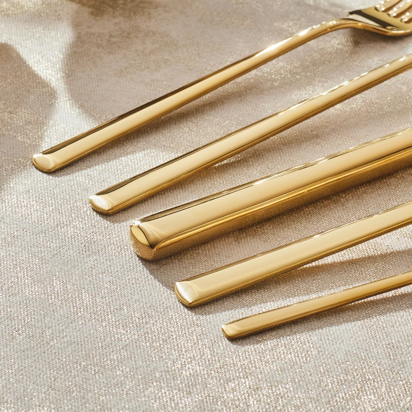 Karaca Tivoli Shiny Gold 6-Personen 30-teiliges Besteckset