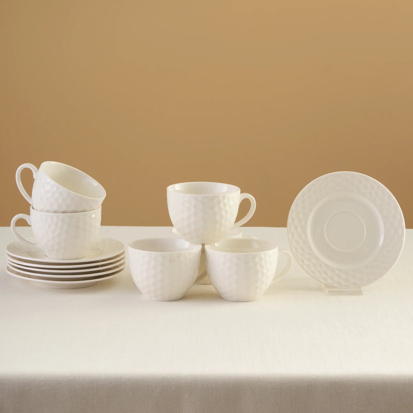 Karaca Nora Embossed Teetassen-Set für 6 Personen, 220 ml