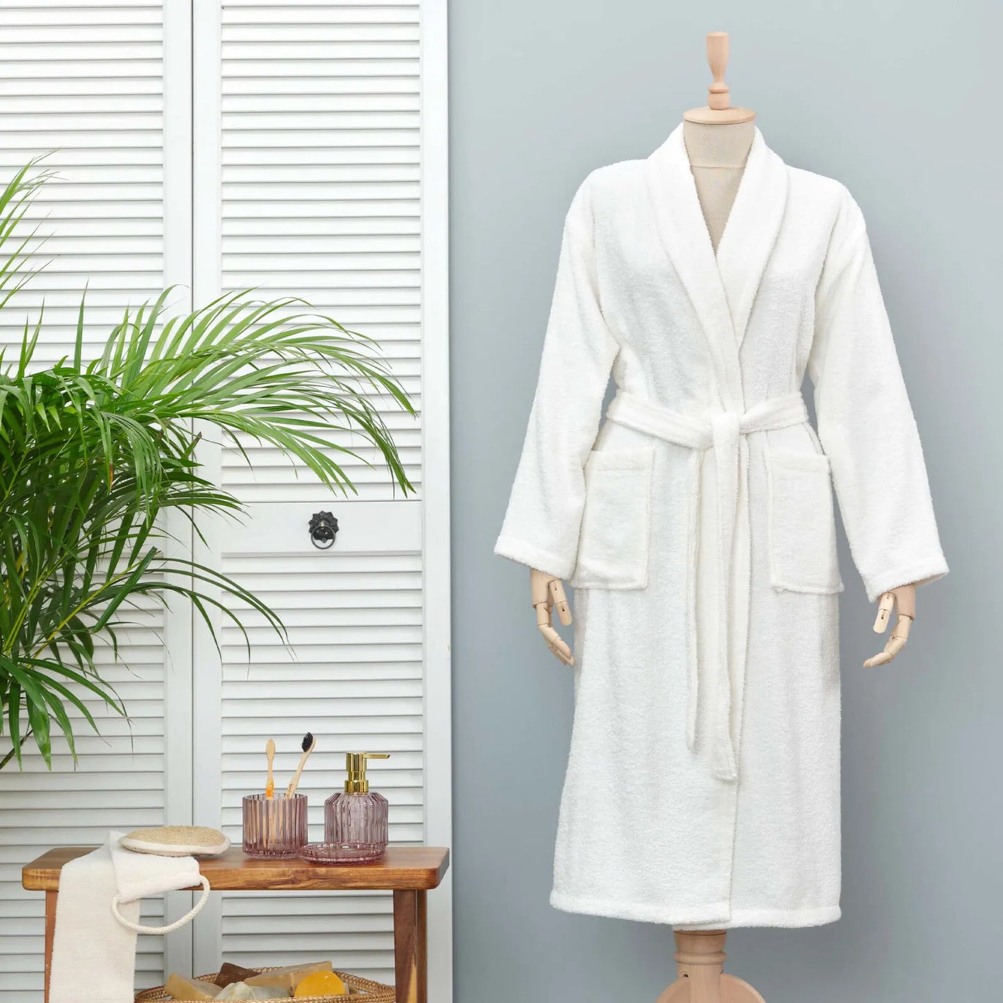 Daily Soft Offwhıte Bademantel für Frauen aus 100% Baumwolle S/M