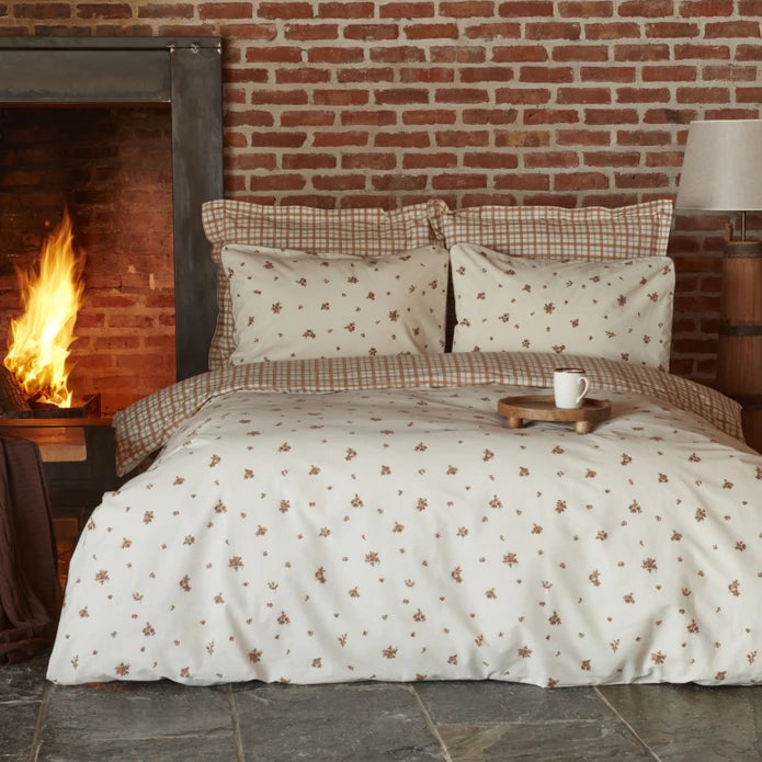 Karaca Home Lisa Bettwäsche mit Strickdecke