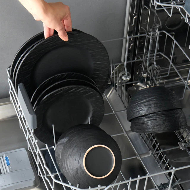 Karaca Solem Embossed Geschirrset für 6 Personen, 18tlg